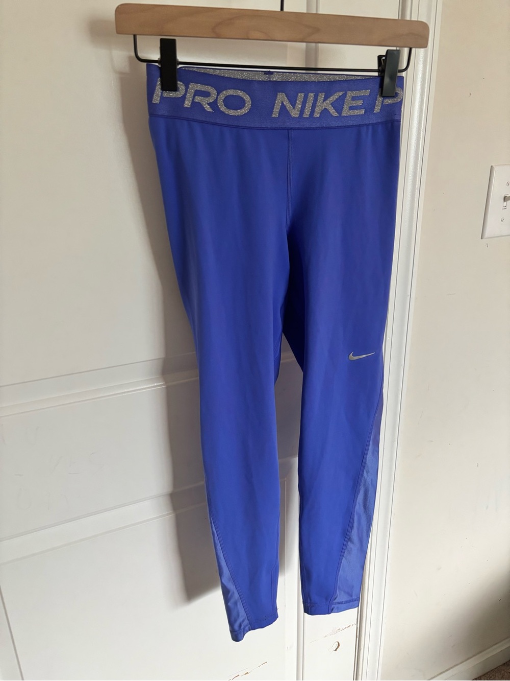 Nike Pro 7/8 Leggings - Picture 2 of 6